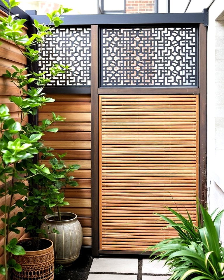 decorative screens to add privacy - 20 Narrow Garden Ideas