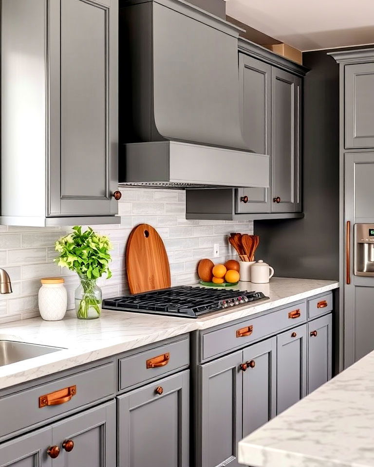dynamic style mixed material knobs - 40 Kitchen Cabinet Hardware Ideas