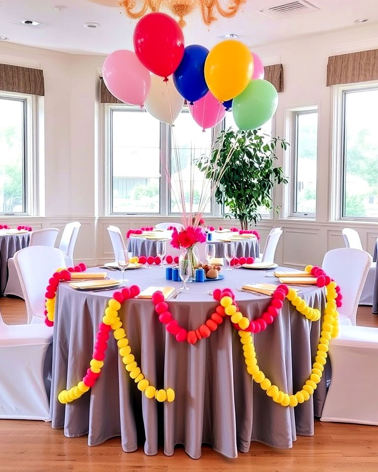 elegant mini balloon garlands - 25 Balloon Centerpiece Ideas