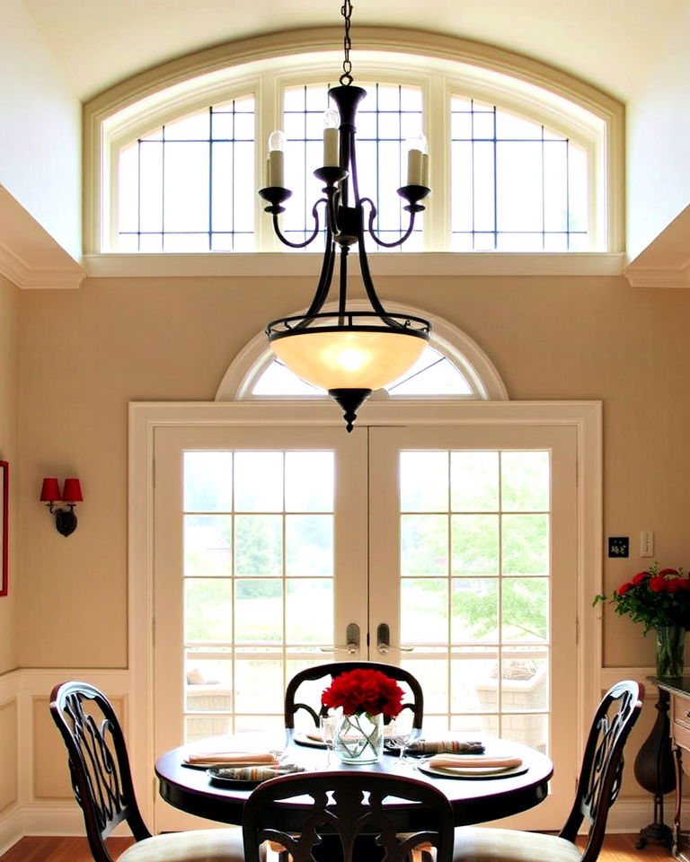 elegant transom windows - 25 Dining Room Window Ideas