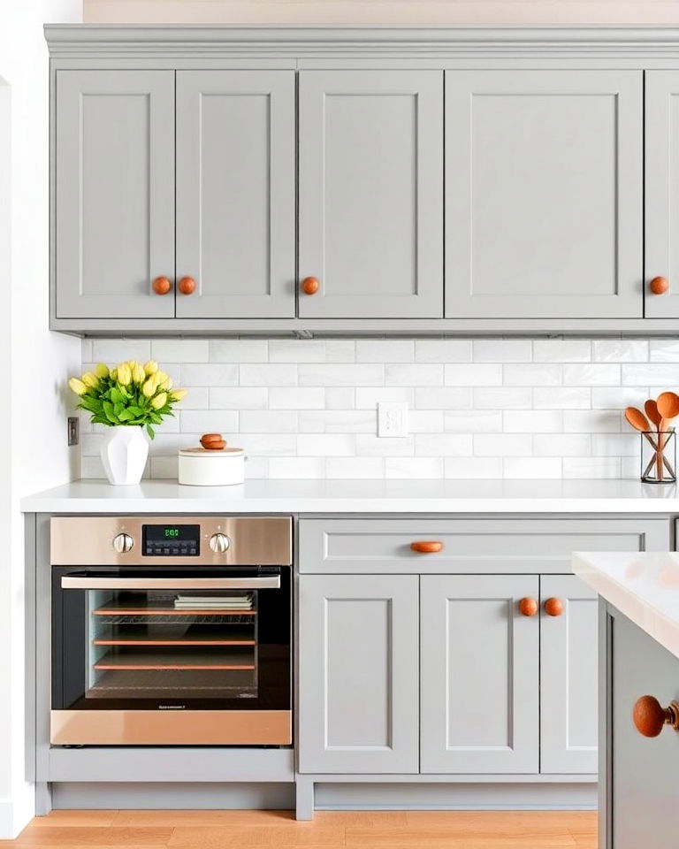 natural feel with wooden knobs - 40 Kitchen Cabinet Hardware Ideas