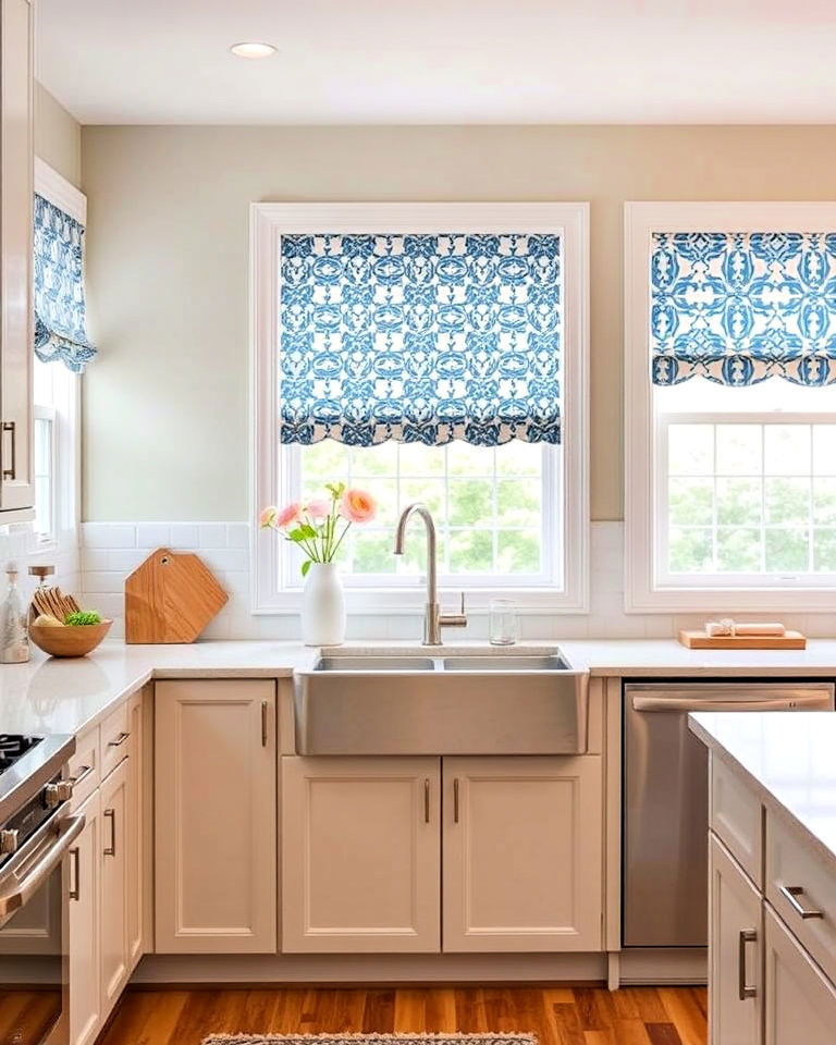patterned blinds to add personality - 15 Kitchen Blinds Ideas
