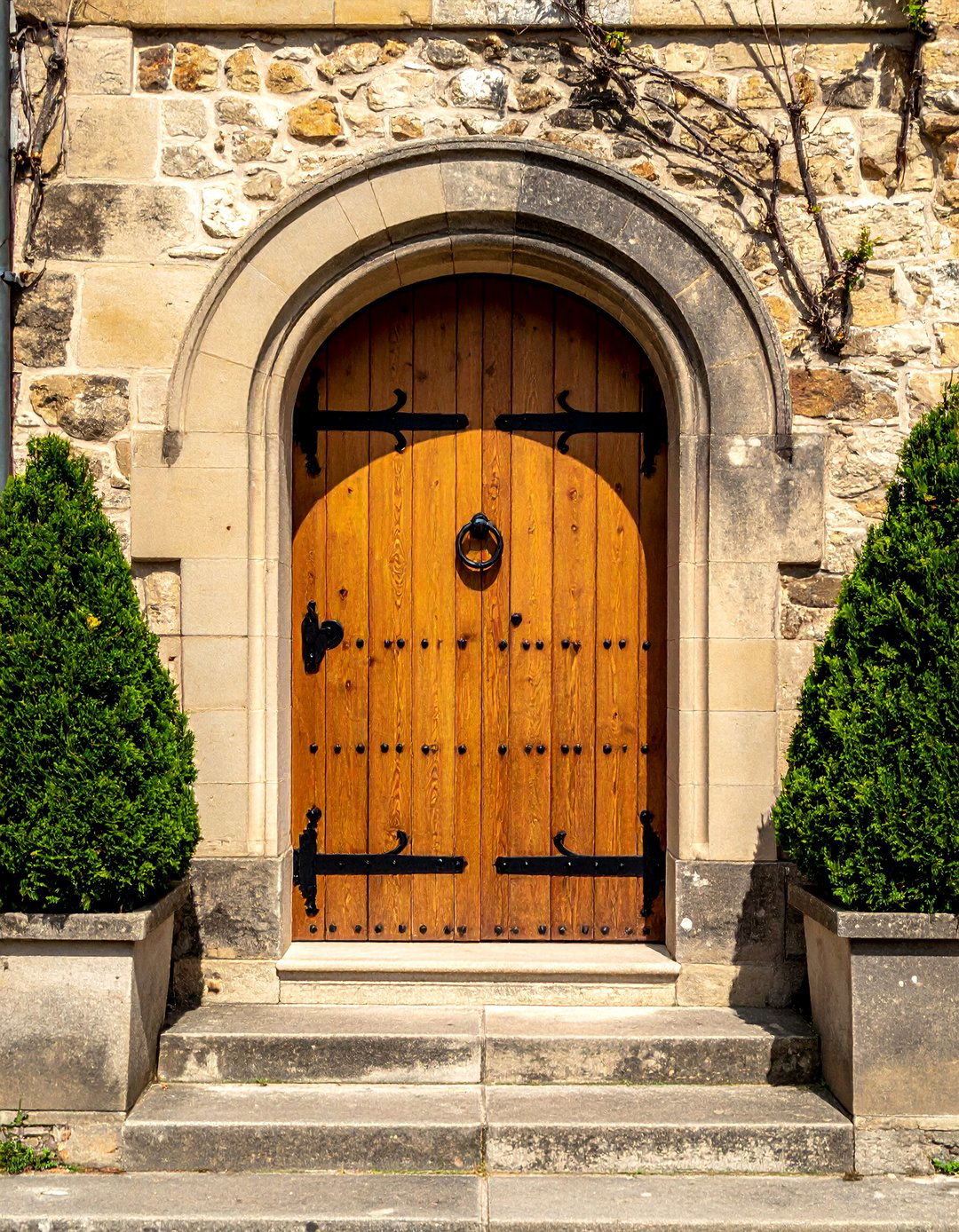 Heavy Wooden Entrance Doors - 30 Traditional French Country House Exterior Ideas