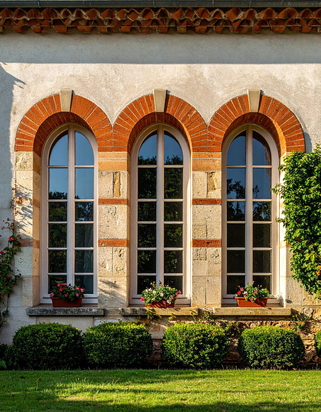 Segmental Arches Over Windows - 30 Traditional French Country House Exterior Ideas