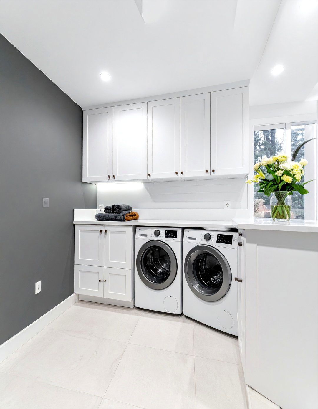 Charcoal Gray Laundry Room Paint - 25 Laundry Room Paint Ideas for a Fresh Look