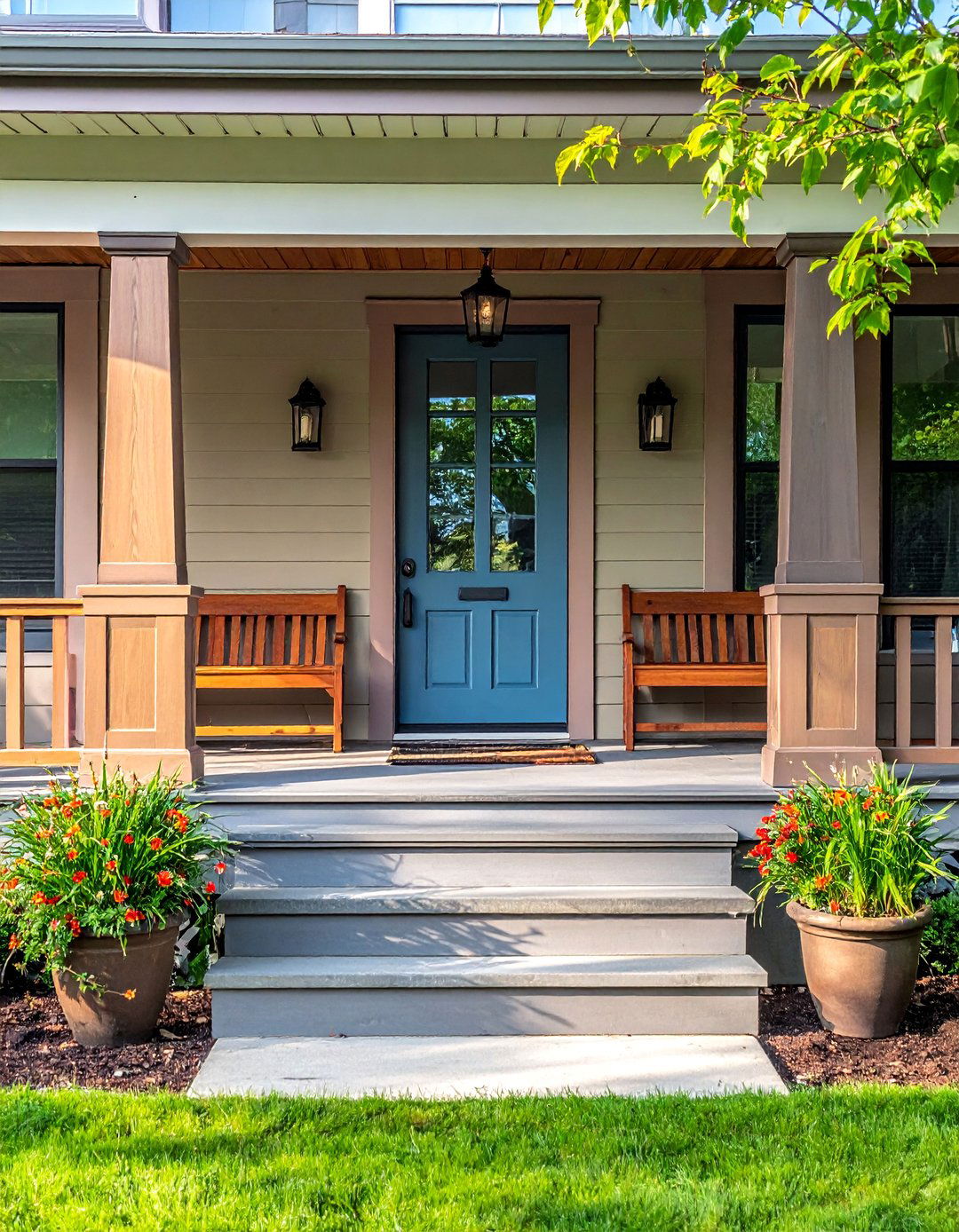 Craftsman Porch with Built in Benches - 40 Craftsman Style House Exterior Ideas