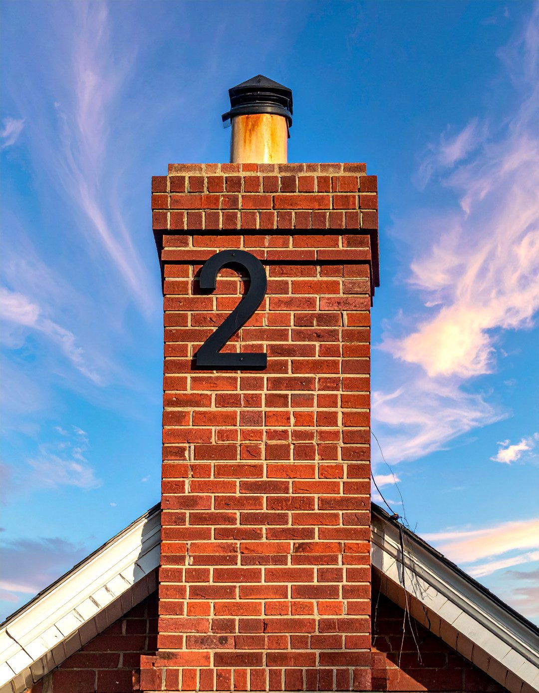 House Numbers on a Chimney Stack - 40 House Number Ideas for Curb Appeal