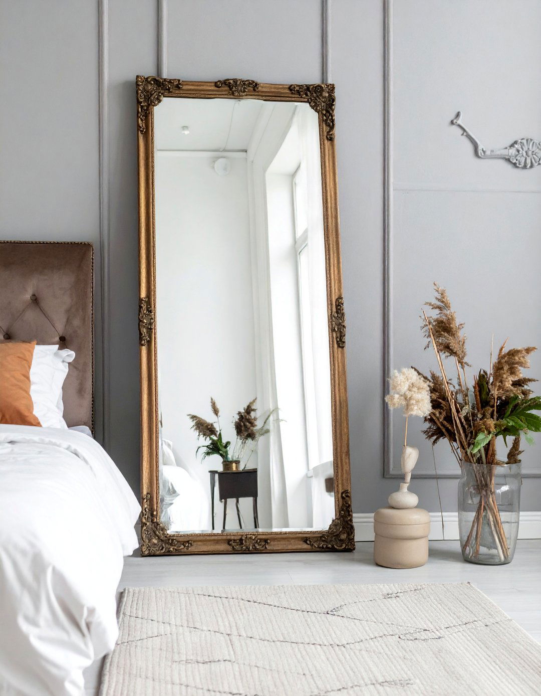 Oversized Leaning Floor Mirrors - 15 Stunning Bedroom Mirror Ideas for a Cozy Space