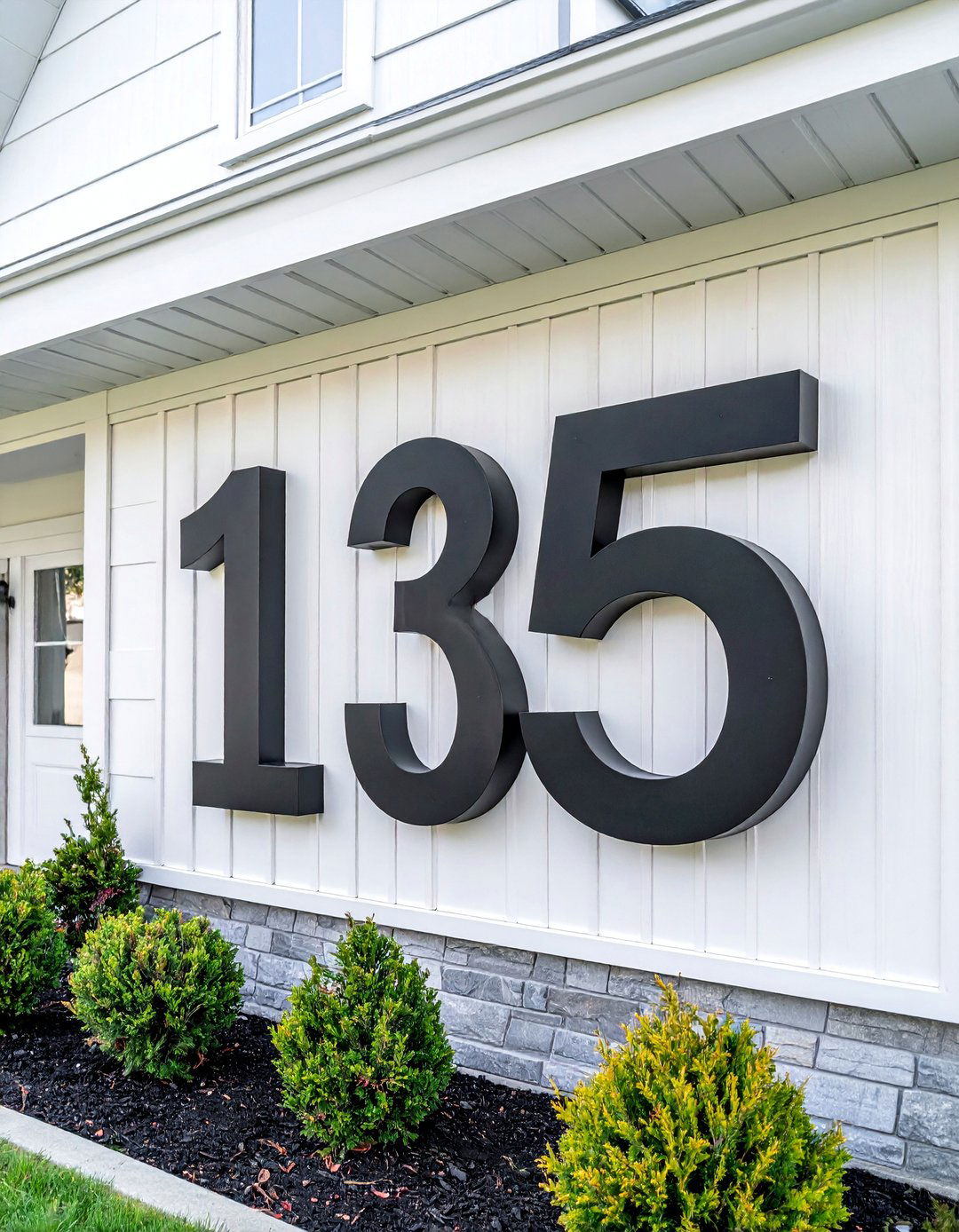 Oversized Metal House Numbers - 40 House Number Ideas for Curb Appeal