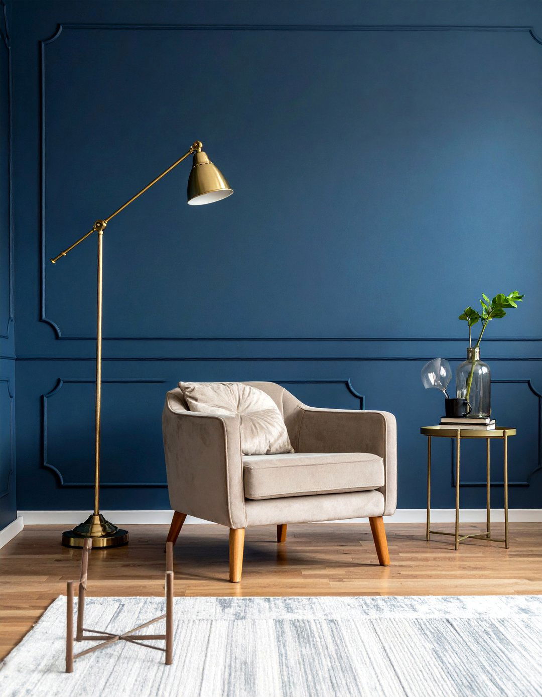 A Cozy Navy Blue Reading Nook - 25 Navy Blue Living Room Ideas for a Stylish Space