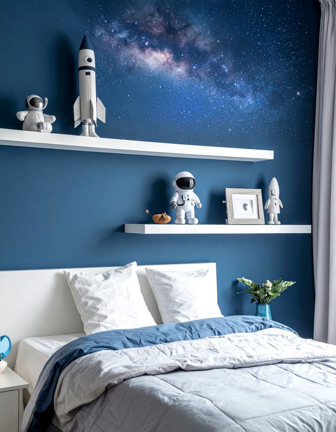 Astronaut Figurine and Model Decor - 20 Galaxy Space-themed Bedroom Ideas for Dreamers