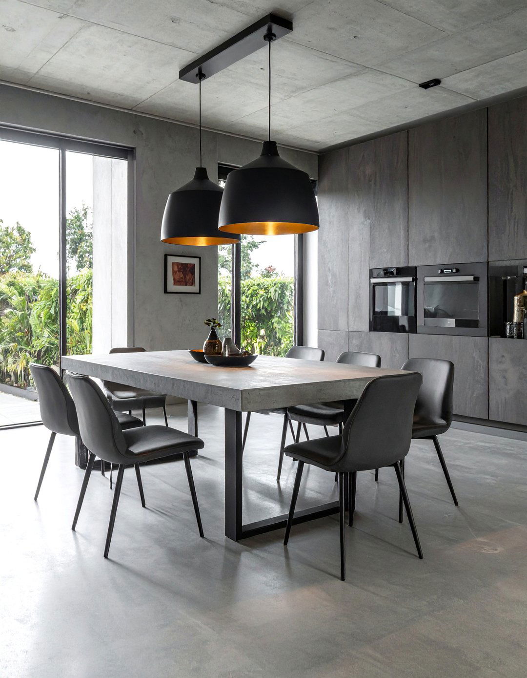 Brutalist Dining Spaces - 20 Brutalism Interior Design Ideas for Bold Spaces