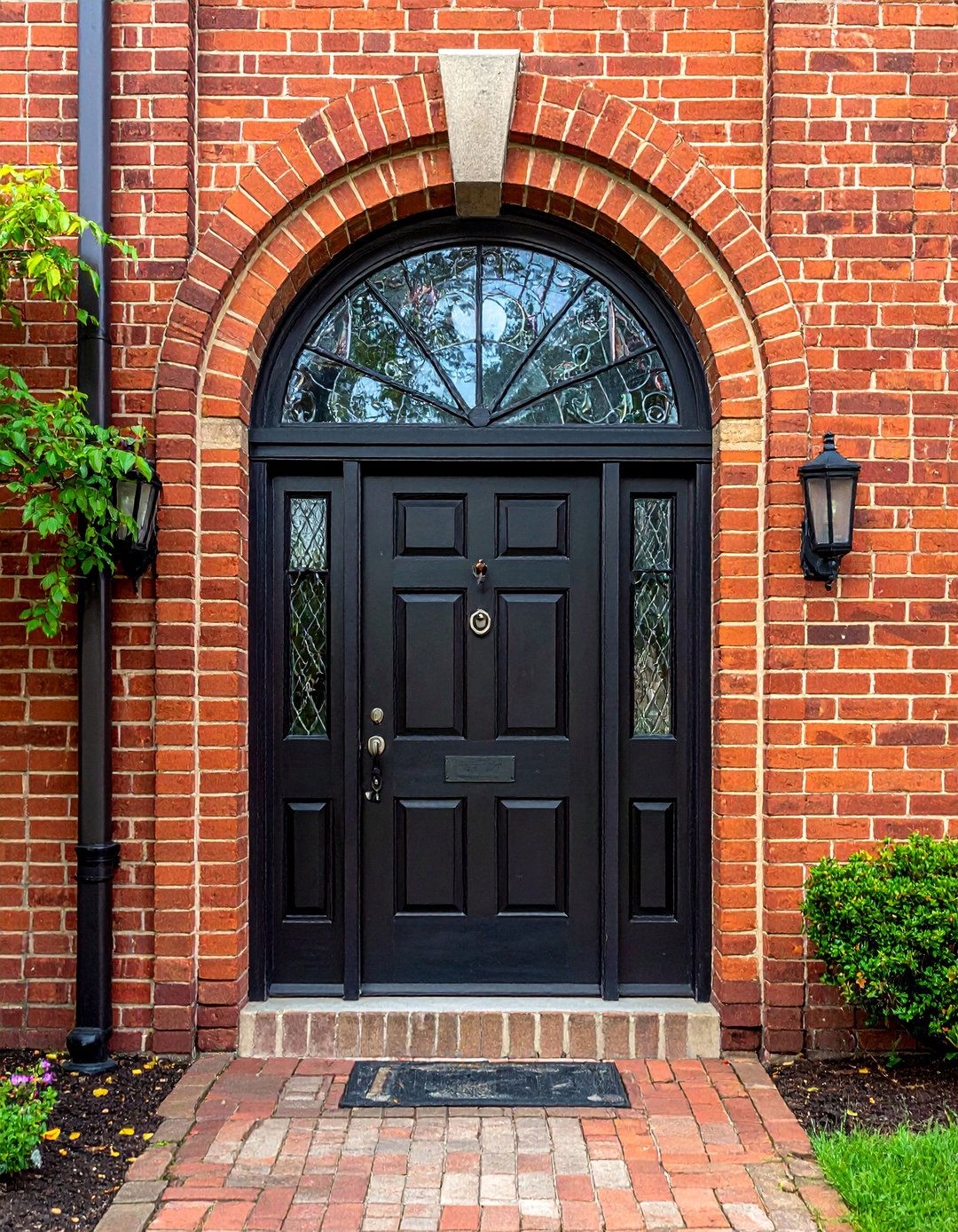 Colonial Front Door with a Transom Window - 20 Colonial Front Door Ideas for Timeless Curb Appeal