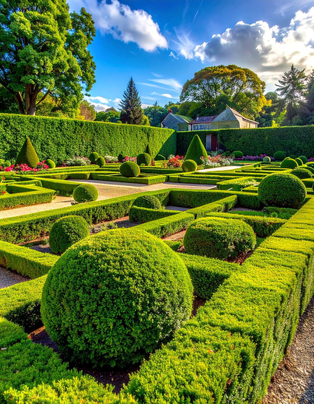 Integrated Topiary Parterre Garden - 25 Parterre Garden Ideas for Elegant Landscaping