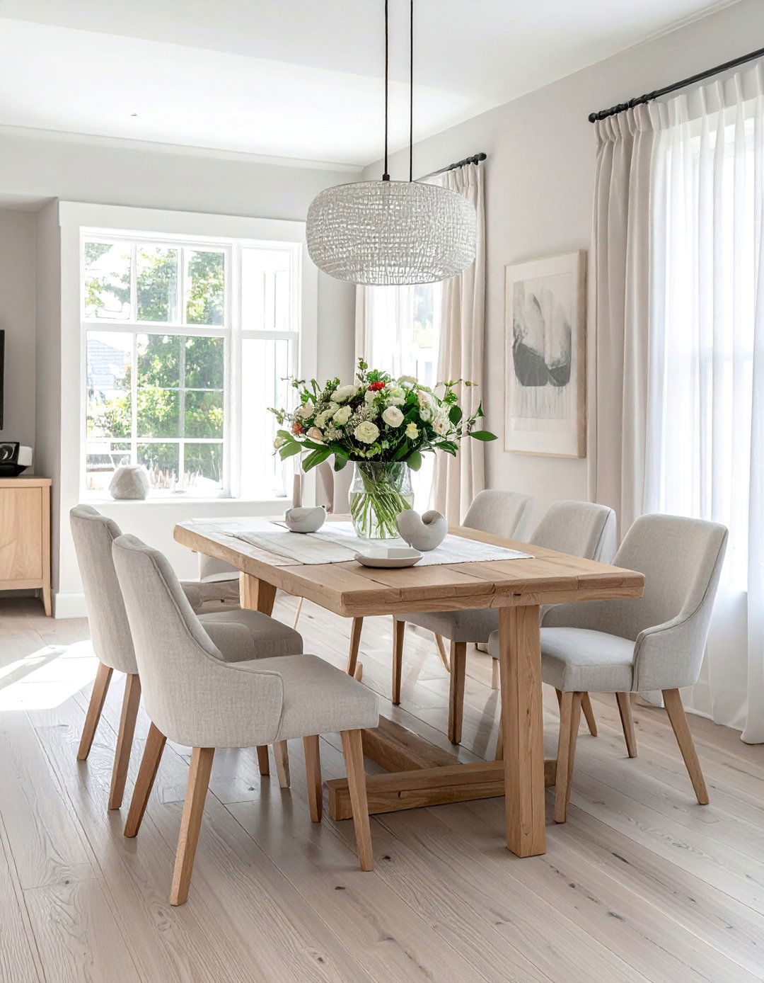 Neutral Tones Dining Room - 20 Casual Dining Room Ideas for Everyday Comfort
