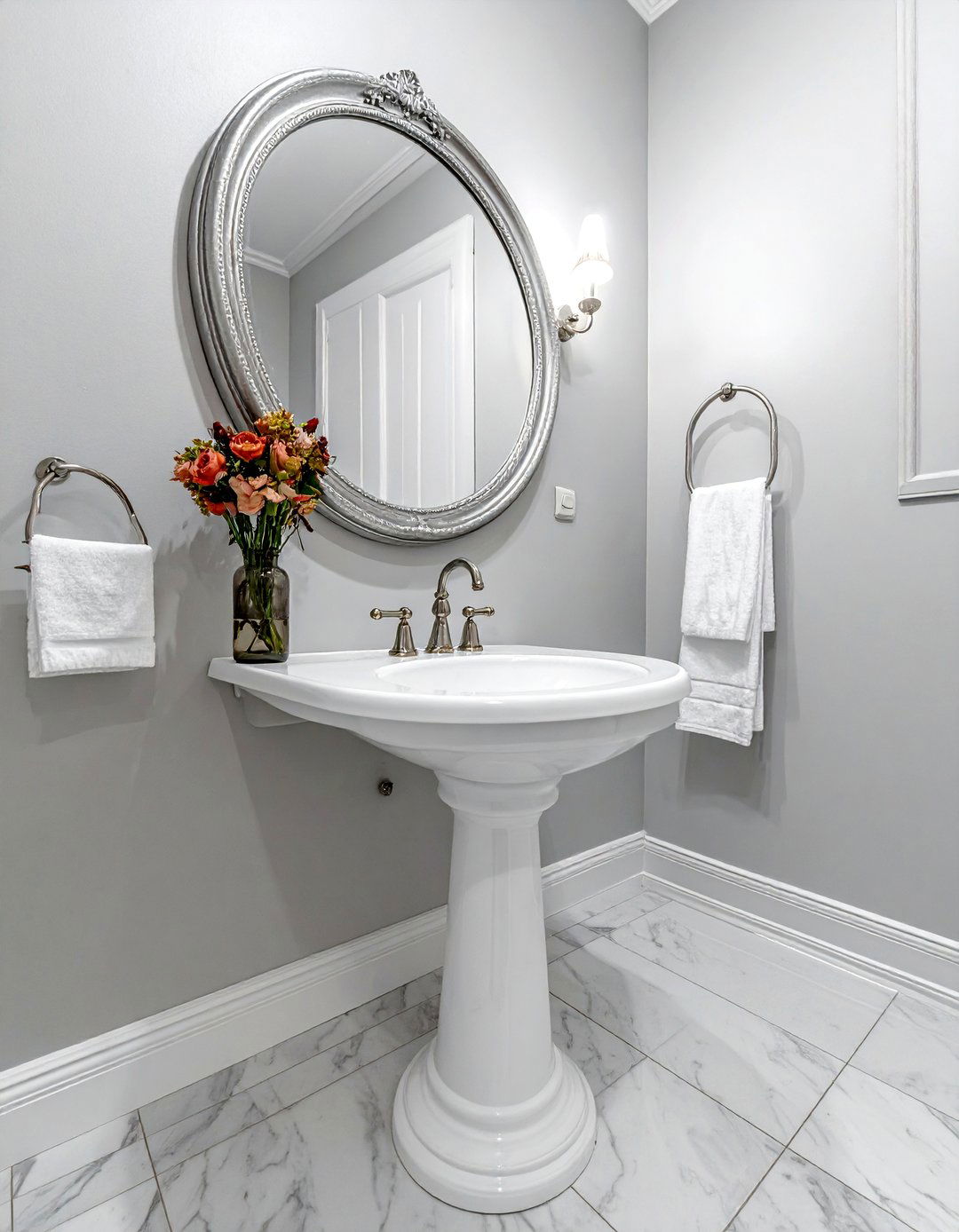 Pedestal Sinks for a Vintage Aesthetic - 30 Traditional Interior Design Ideas for Timeless Homes