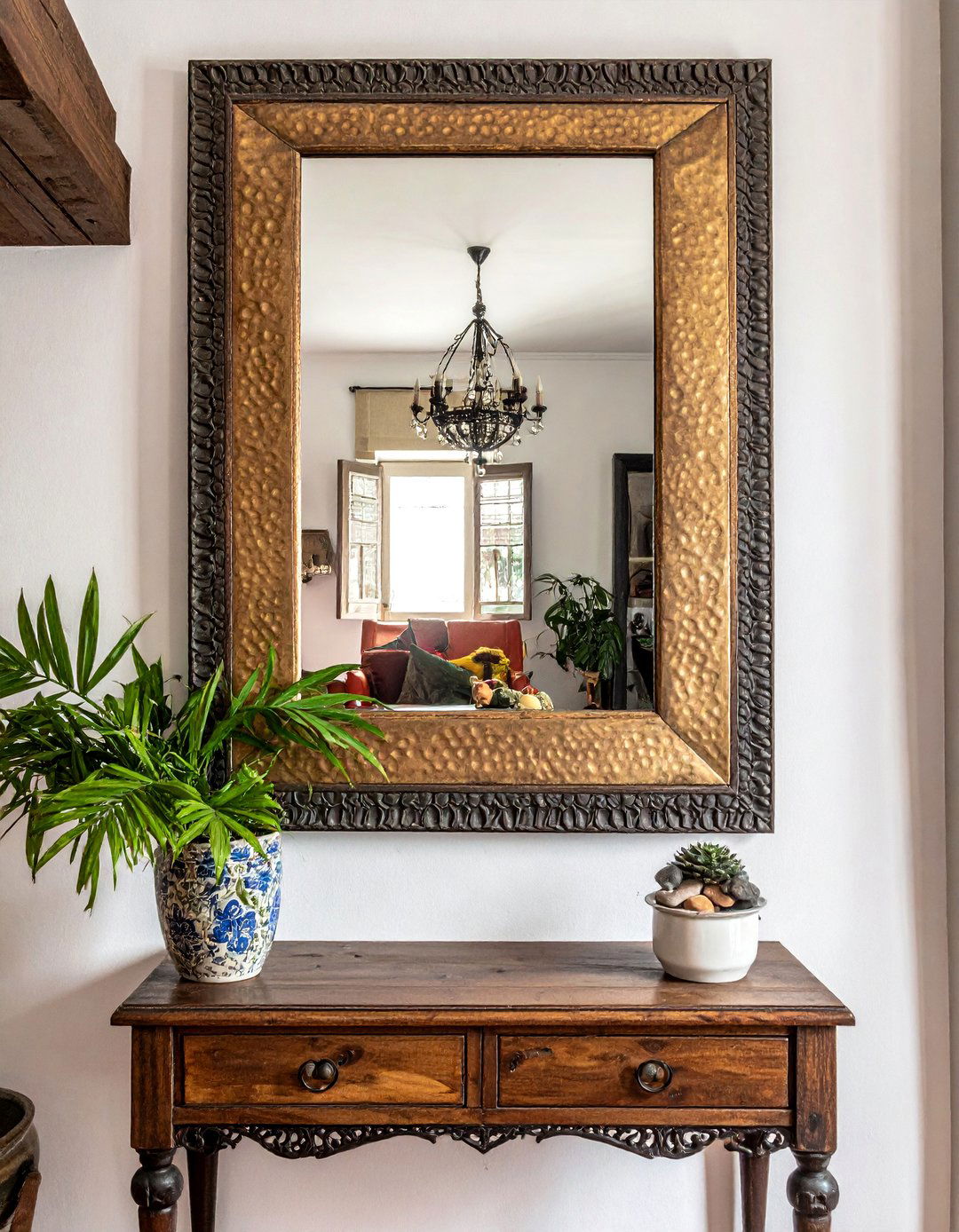 Spanish Style Living Room Featuring Ornate Metalwork - 25 Spanish Style Living Room Ideas for Warmth