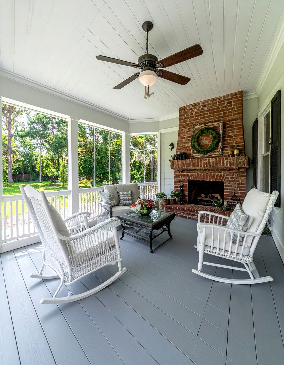 Traditional Southern Veranda - 35 Three Season Porch Ideas for Year-Round Comfort