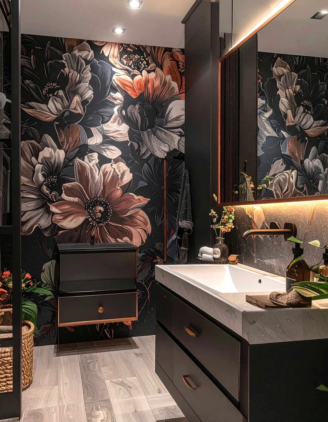 Moody Floral Bathroom Wallpaper - 30 Bathroom Wallpaper Ideas for a Stylish Update