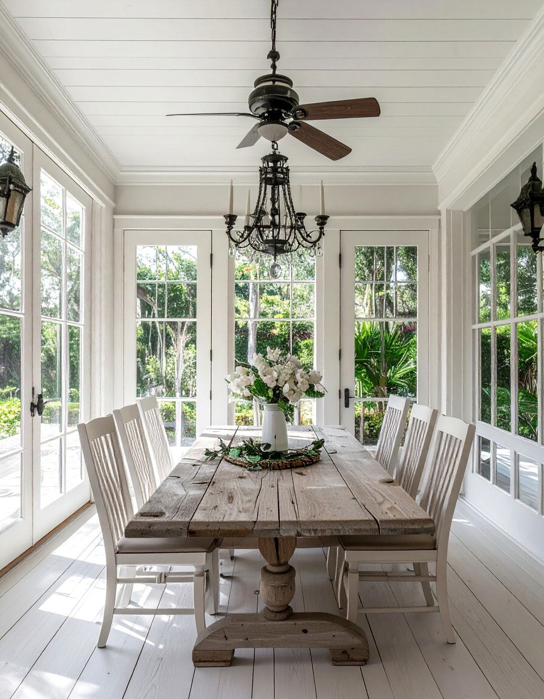 Southern Plantation Dining - 25 Sunroom Dining Room Ideas for a Bright Space