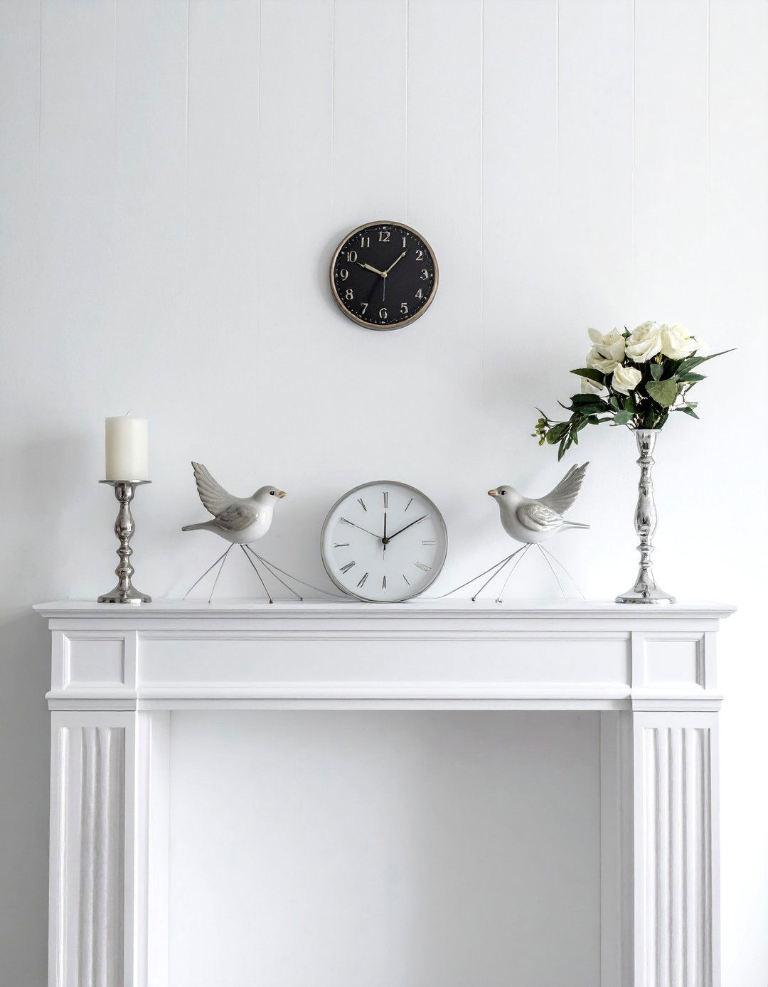 Symmetrical Arrangement of Small Decorative Objects - 15 Elegant Symmetrical Living Room Ideas for Balance