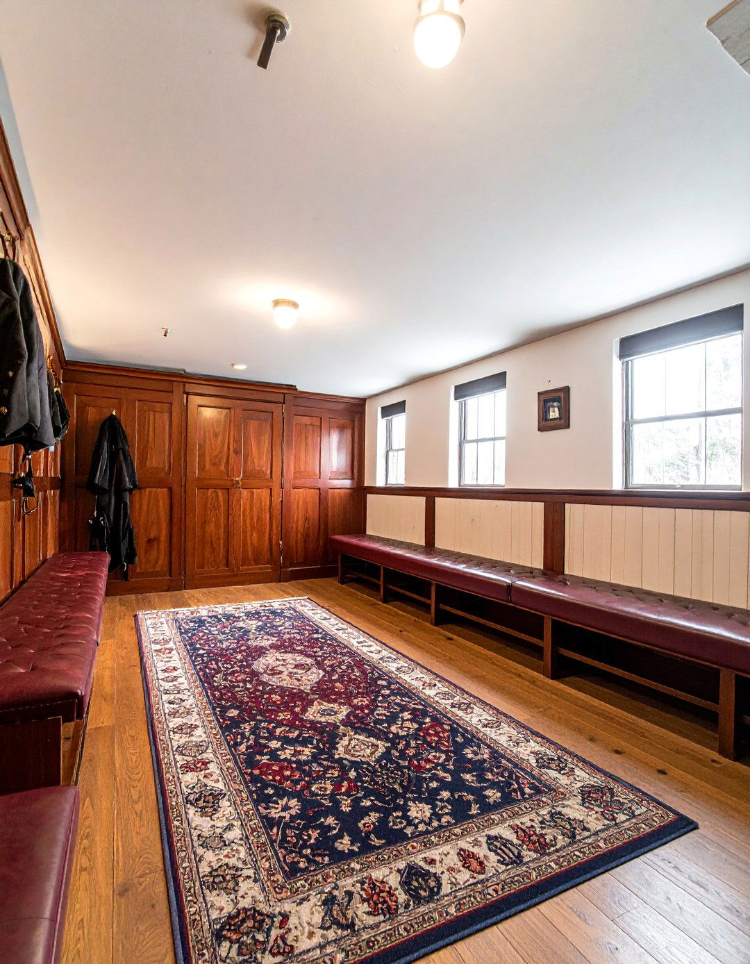 Traditional English Stable Theme - 20 Tack Room Ideas for Organized and Stylish Equestrian Spaces