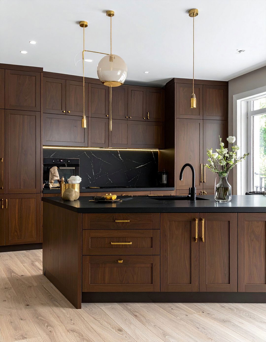Brown Kitchen Cabinets With Black Countertops and Gold Hardware - 25 Brown Kitchen Cabinets With Black Countertops Ideas