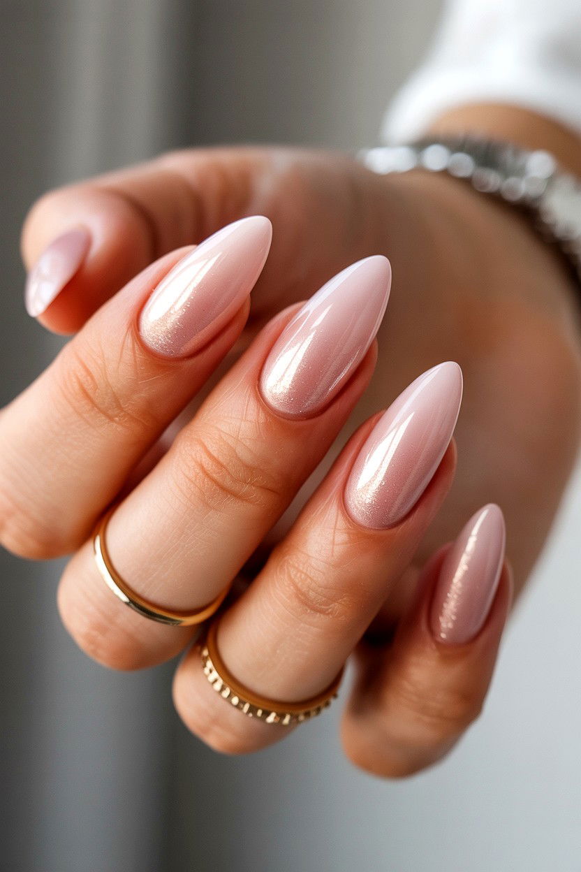 Almond Ombre Nails - 25 Ombre Valentine's Day Nail Ideas
