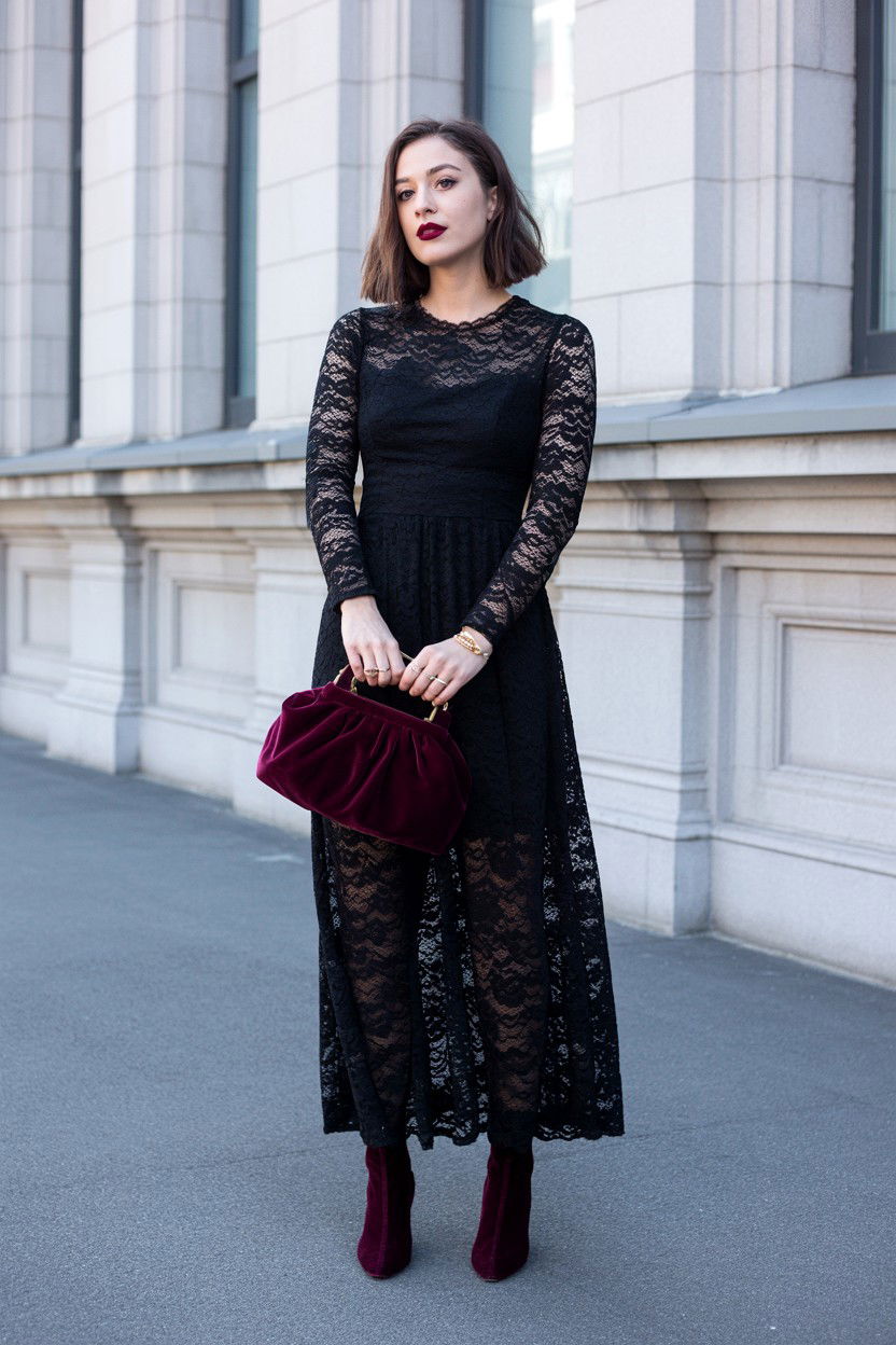 Burgundy Velvet Purse - 25 Valentine's Day Handbag Ideas