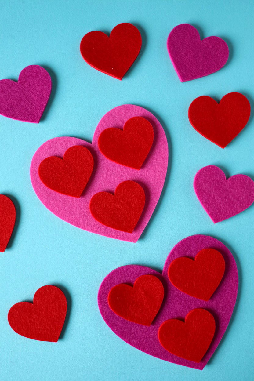 Heart Pattern Recognition Game - 25 Valentine's Day Memory Games