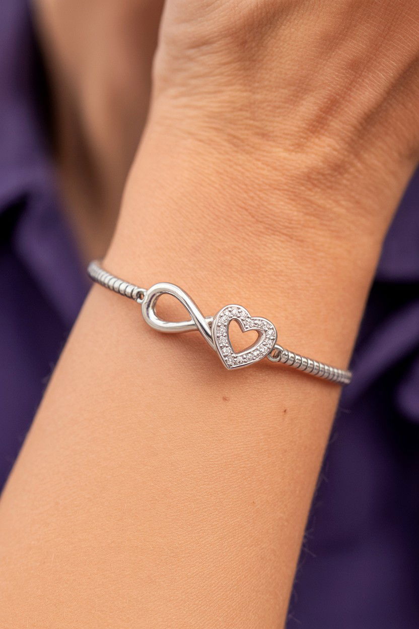 Infinity Love Charm - 25 Valentine's Day Charm Bracelet Ideas