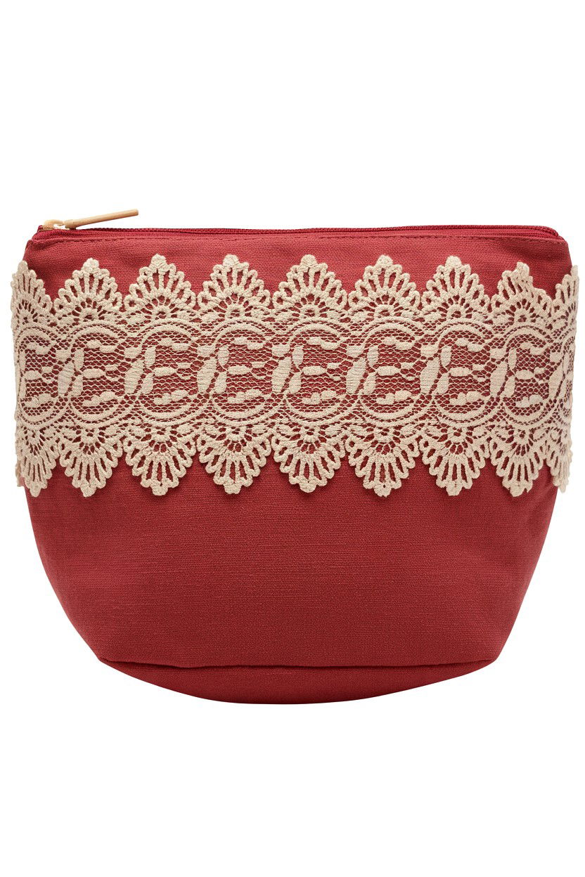 Lace Trim Pouch - 25 Valentine's Day Pouch Ideas