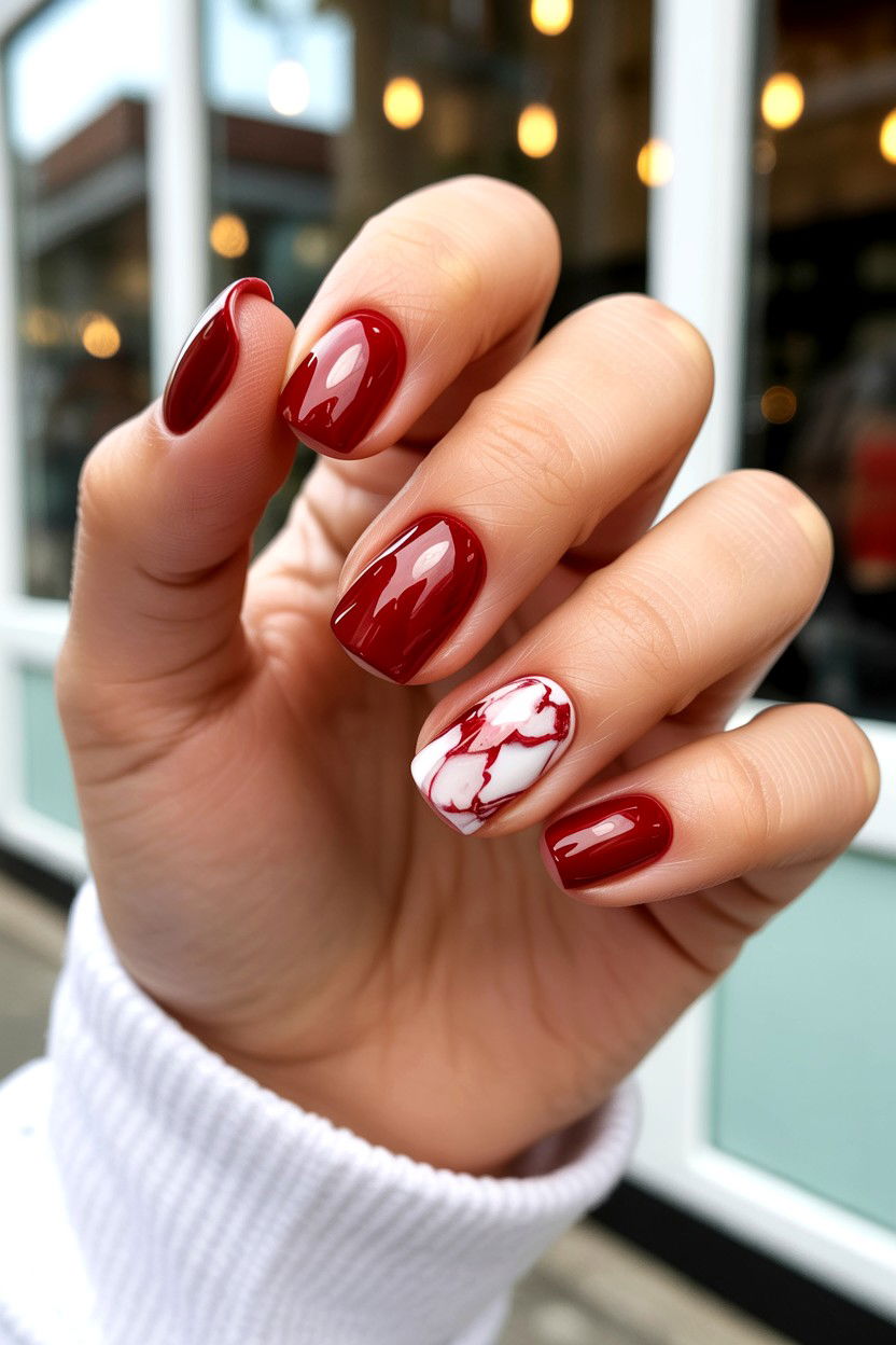 Marble Accent Nails - 25 Marble Valentine's Day Nail Ideas