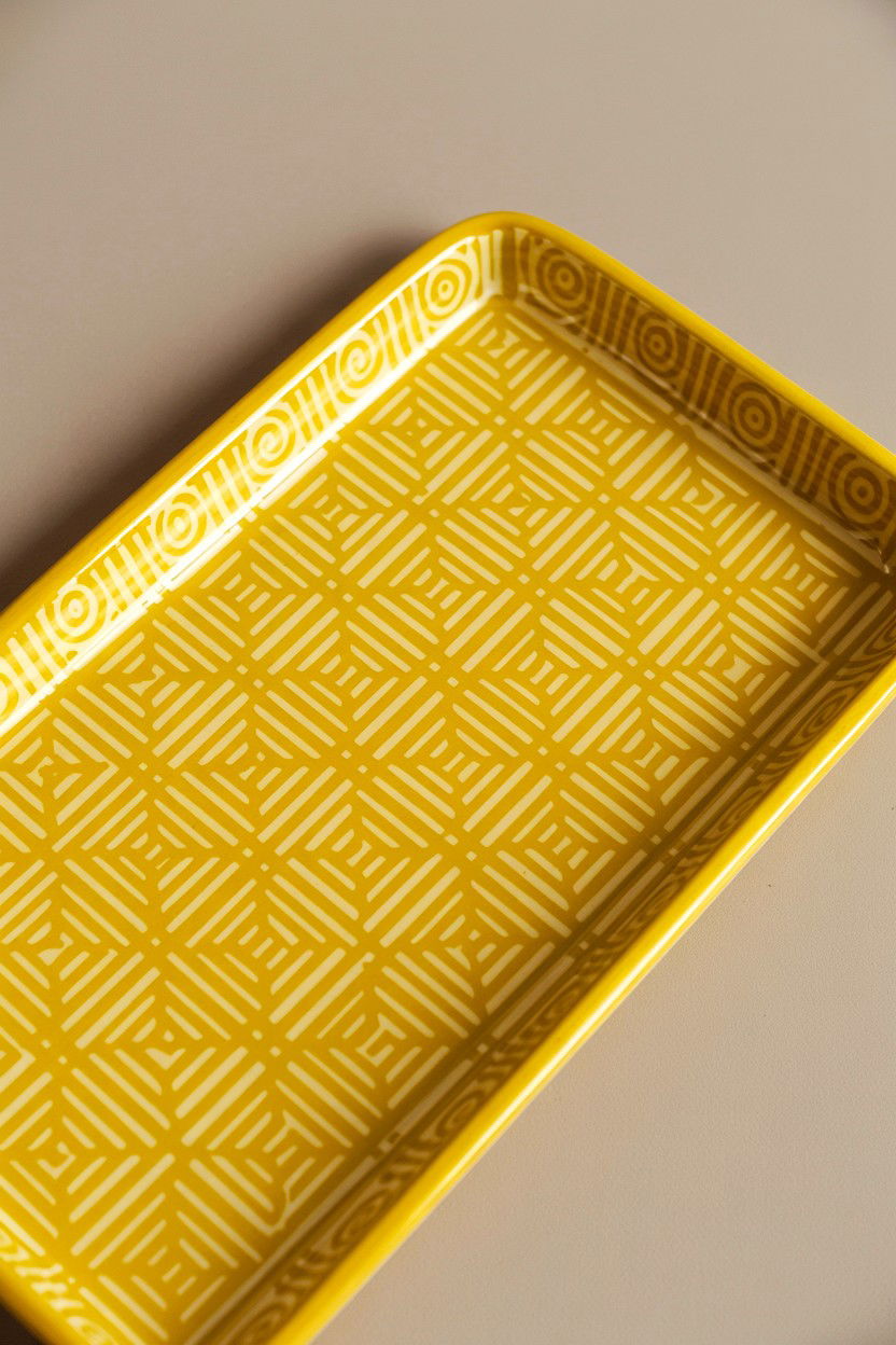 Patterned ceramic serving tray - 25 Valentine's Day Pottery Class Ideas