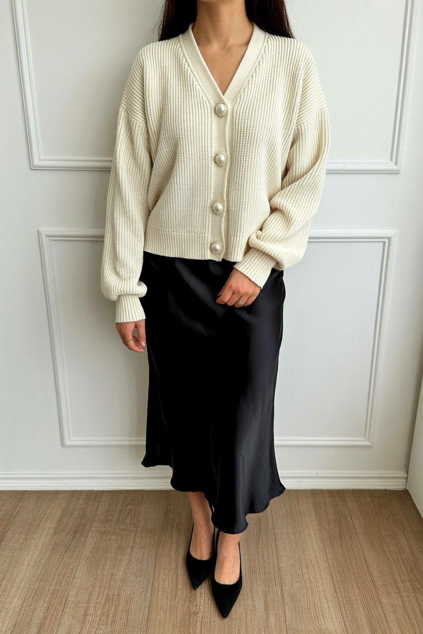 Pearl Button Cardigan - 25 Valentine's Day Cardigan Outfits