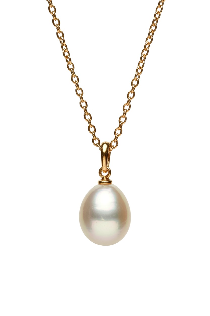 Pearl Drop Necklace - 25 Valentine's Day Pendant Ideas