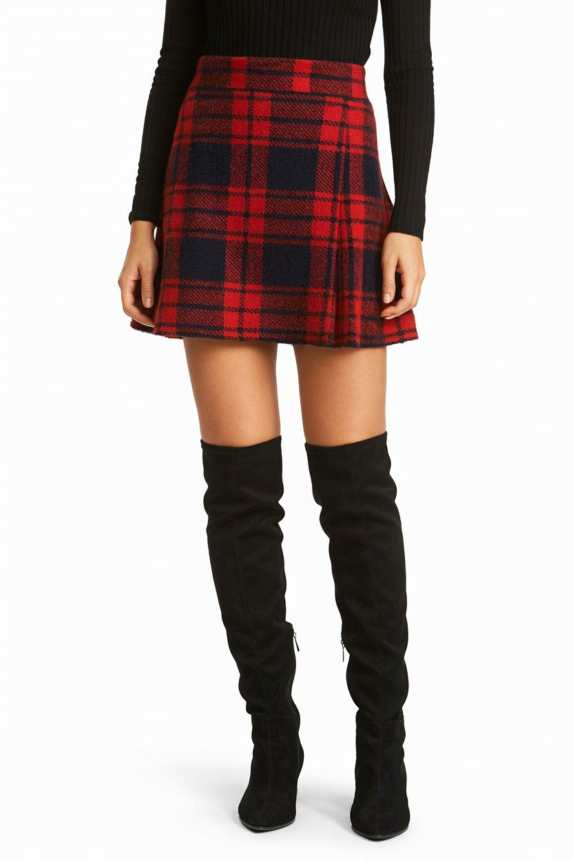Plaid mini skirt - 25 Valentine's Day Preppy Outfits