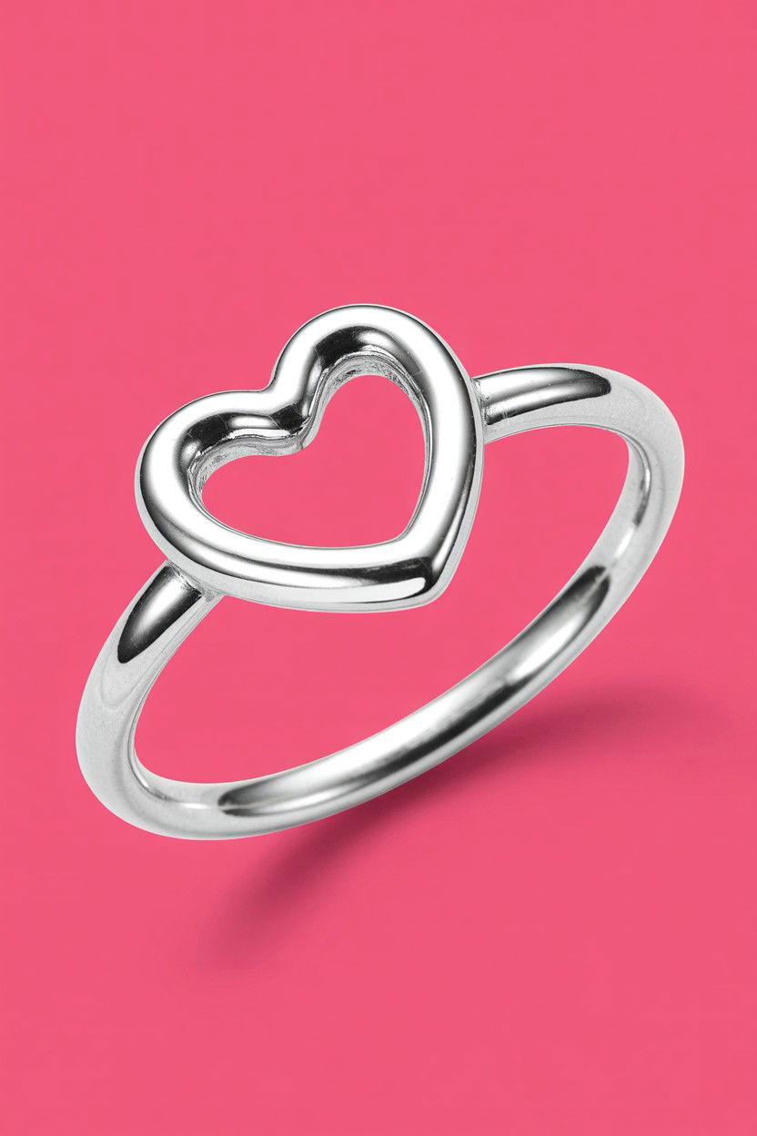 Sterling Silver Heart Ring - 25 Valentine's Day Ring Ideas