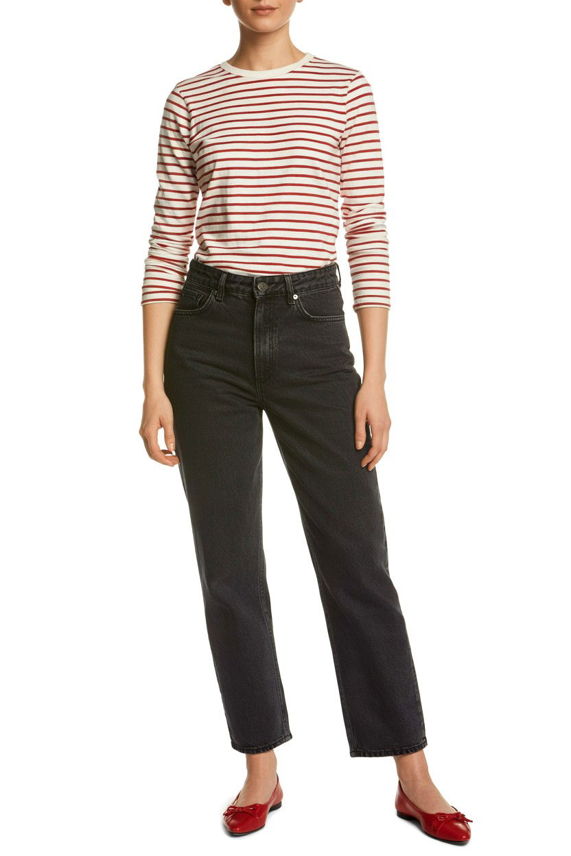 Striped shirt and denim - 25 Valentine's Day Jeans Outfits