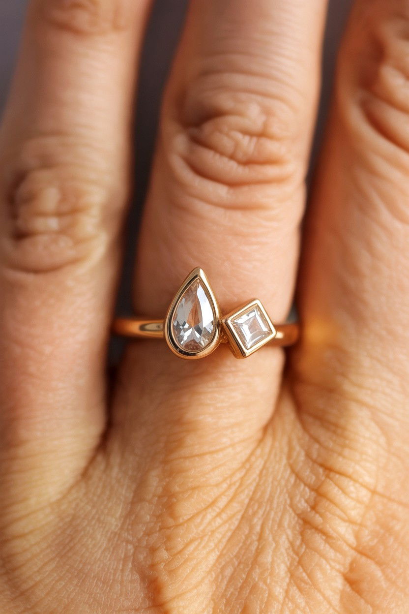 Toi Et Moi Ring - 25 Valentine's Day Promise Ring Ideas